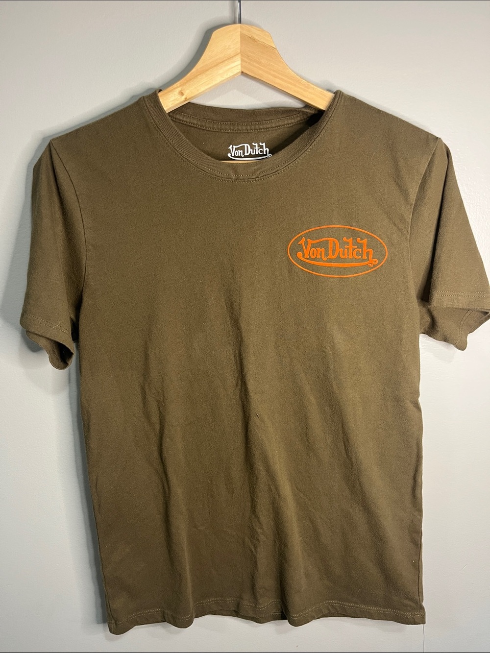 Von Dutch Olive Green Graphic T-Shirt Orange Logo Tee Size Small Y2K